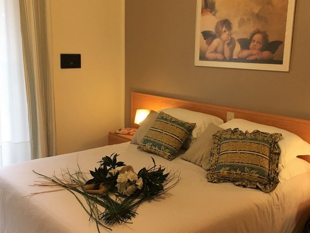 La Maison Hotel 3*